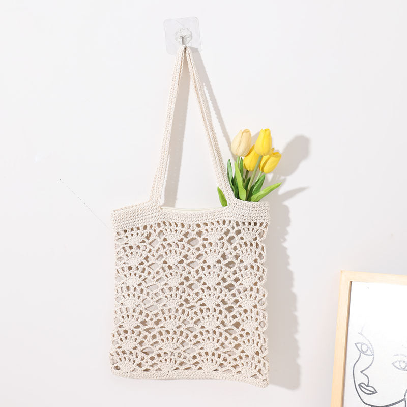 Hand-crocheted shopping bag with airy accents Bowlift