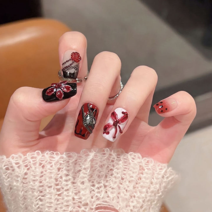 Artistic Nail Decoration Press-On Set with Unique Floral and Gemstone Designs Bowlift