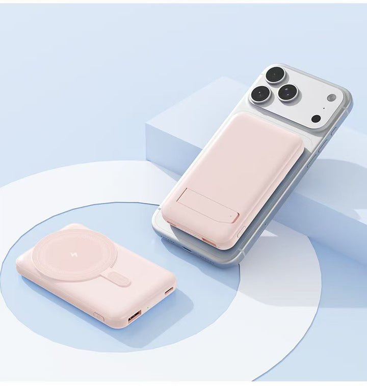Power bank with wireless charger by Bowlift