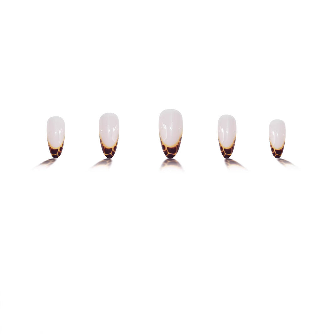 Exquisite Floral Design Stiletto Nails Bowlift