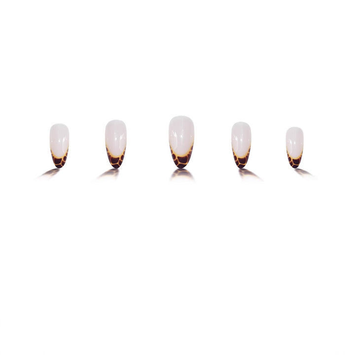 Exquisite Floral Design Stiletto Nails Bowlift