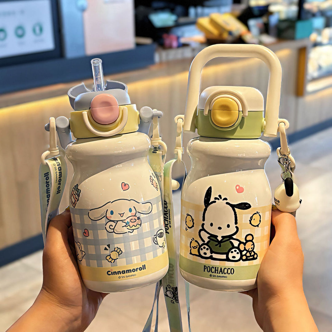 Women's water bottle with stylish Kuromi design Bowlift