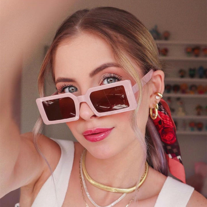 Women's fashionable square sunglasses with coordinated frame Bowlift
