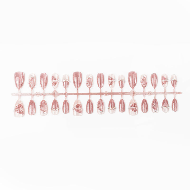 Elegant Detailed Press-On Nail Set with Stylish Accents Bowlift