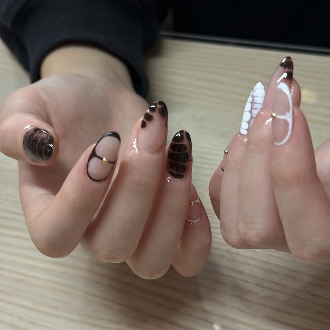 Nail Art Fingernails Bowlift