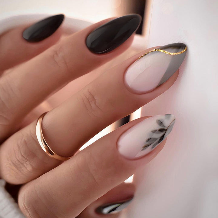 Artificial Nail Art with Creative 3D Design Bowlift