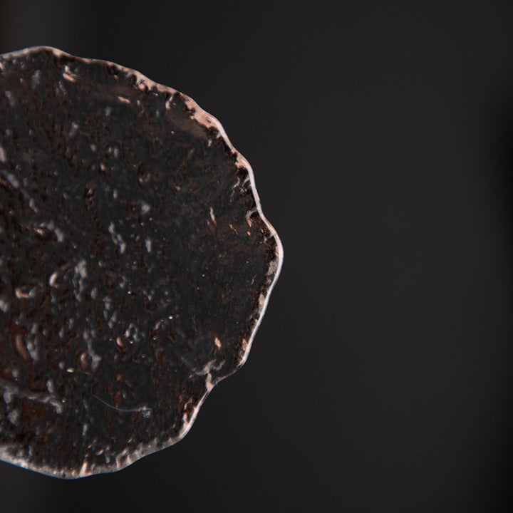 Charcoal hydrogel under-eye patches for depuffing and firming Bowlift