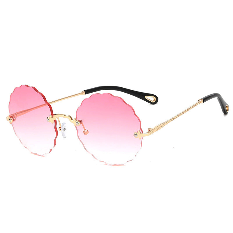 Women's Fashion Glasses with Playful Wave Frame Bowlift