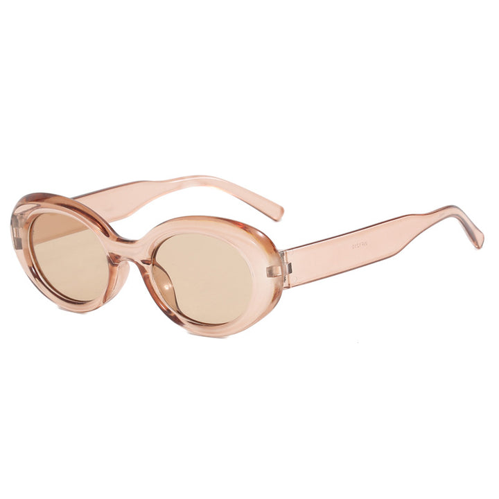 Ladies stylish sunglasses in extravagant leopard pattern Bowlift