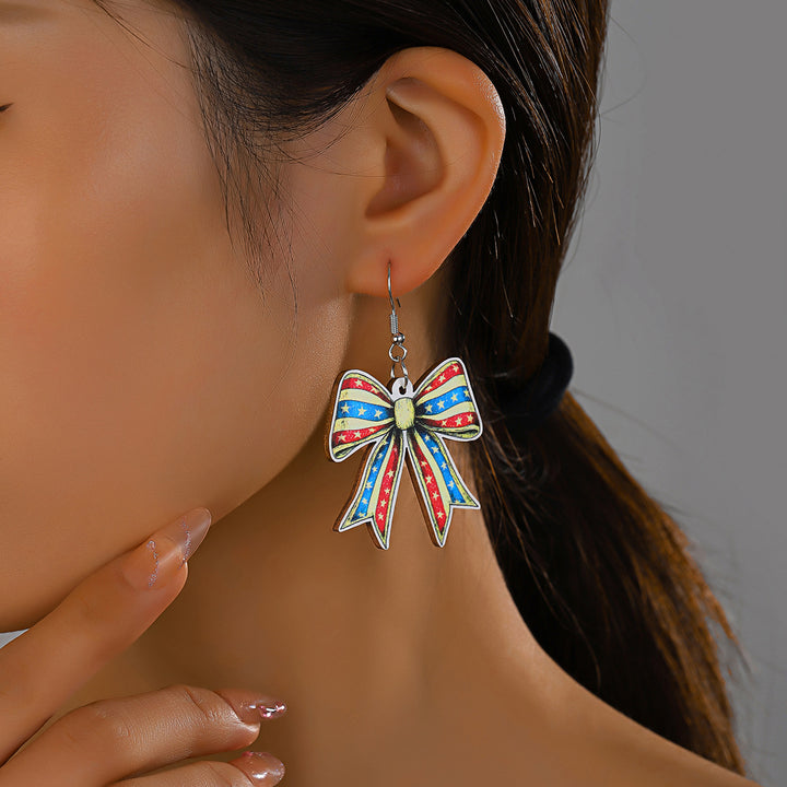 Ladies nan lightweight wooden earrings bow pendant with hook closure and vintage pattern Bowlift