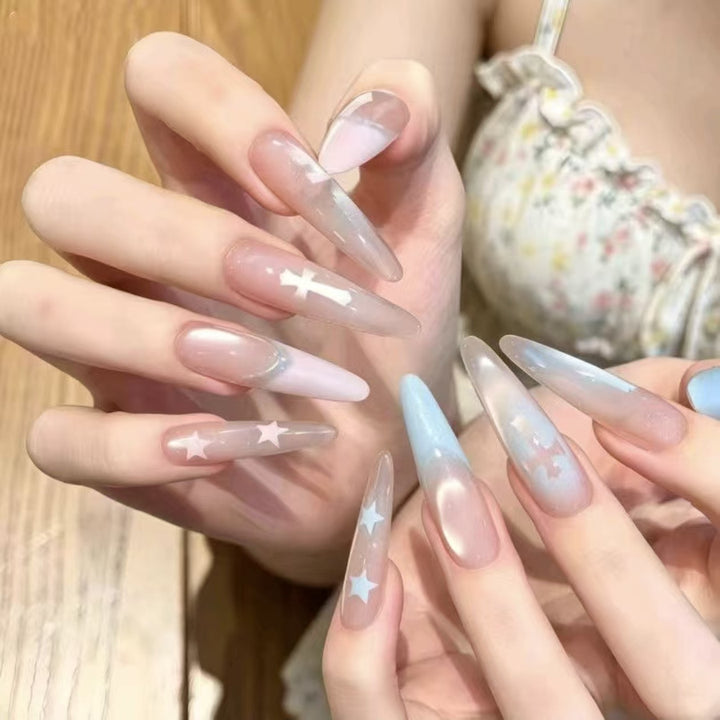 Musical Notes Themed Press-On Nail Art Set Bowlift