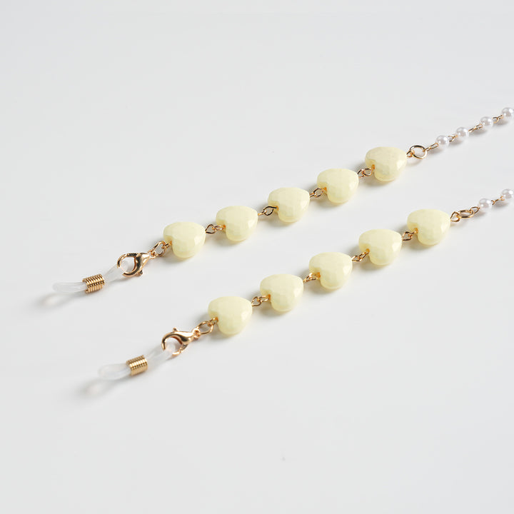 Heart-Shaped Beaded Eyewear Chain Bowlift