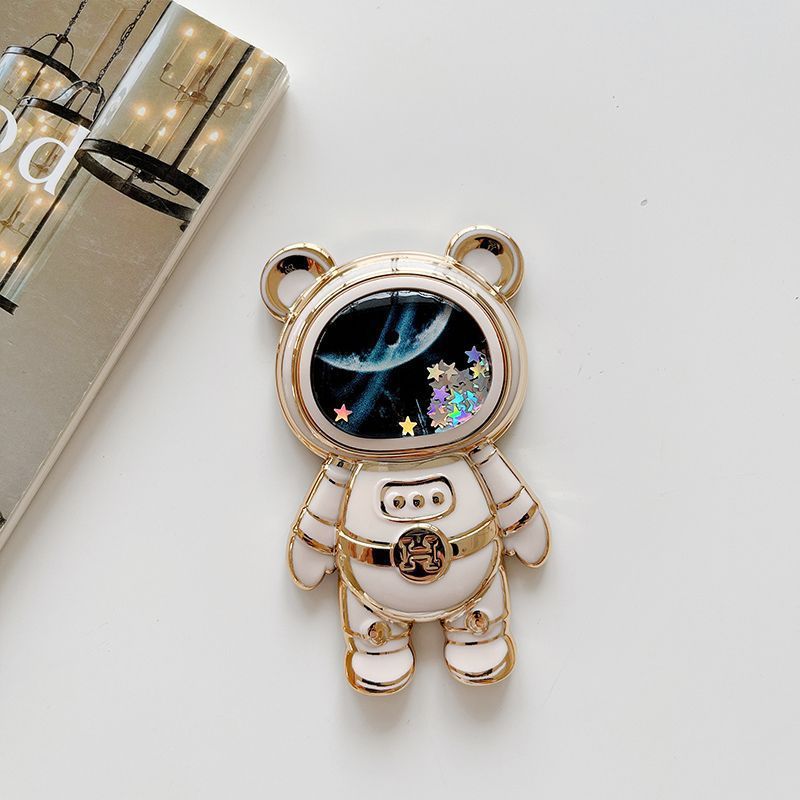 Astronaut Brooch Bowlift