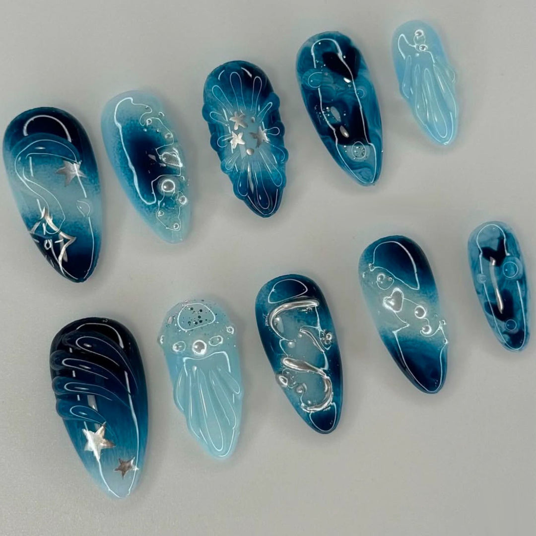 Thematic Artisan Press-On Nail Set Bowlift