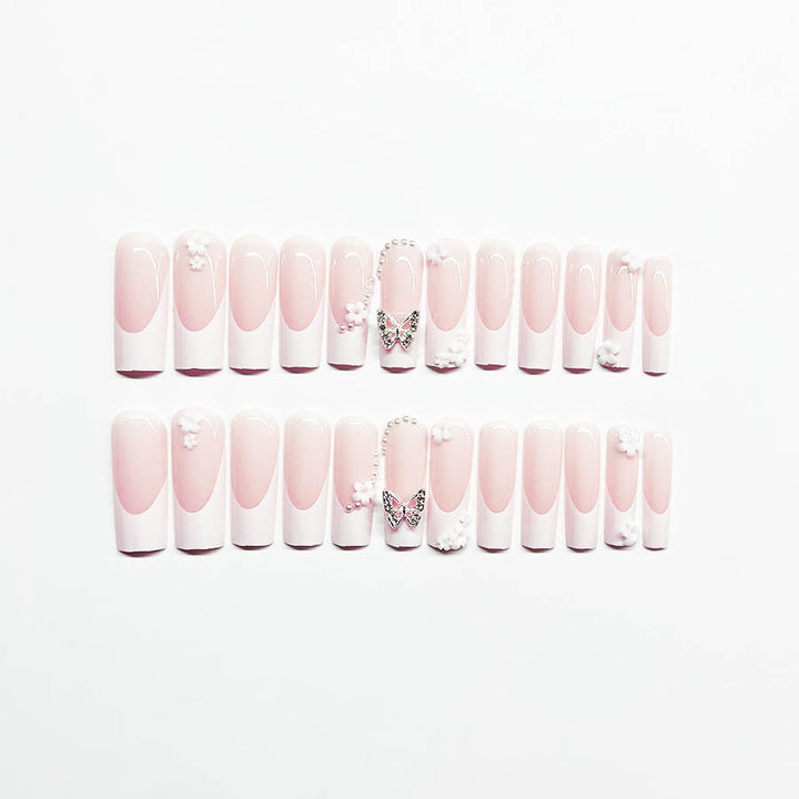 Artificial nails in elegant design Bowlift