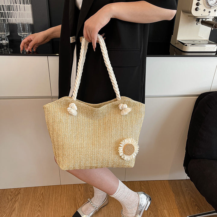 Decorative Floral Embellished Beach Tote Bag Bowlift