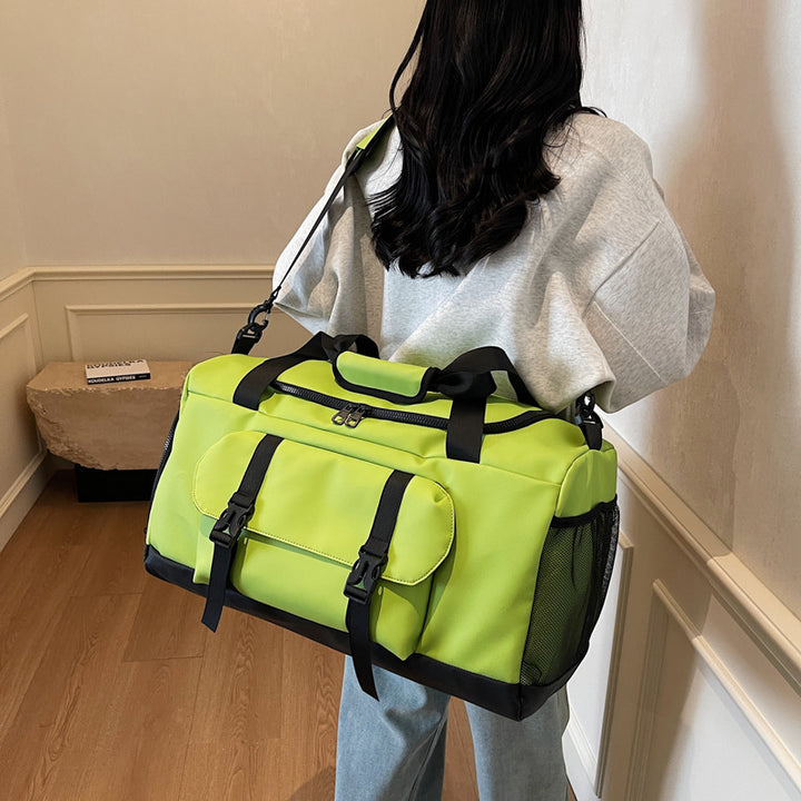 Multifunctional Sports and Travel Bag with Ergonomic Carrying Strap Bowlift