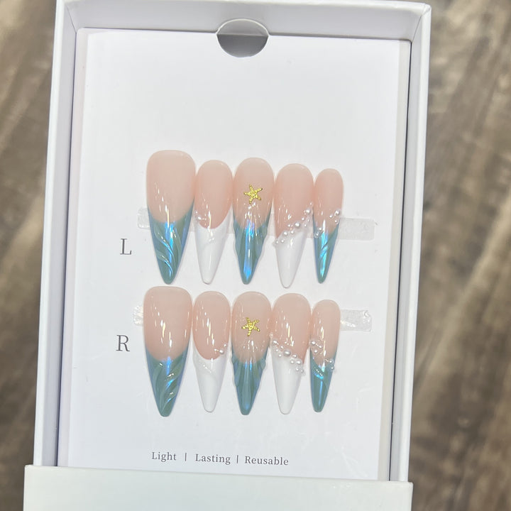 Floral and Polka Dot Press-On Nail Set Bowlift
