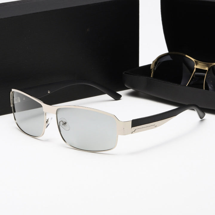Ladies sporty sunglasses with robust metal frame and polarized lenses Bowlift