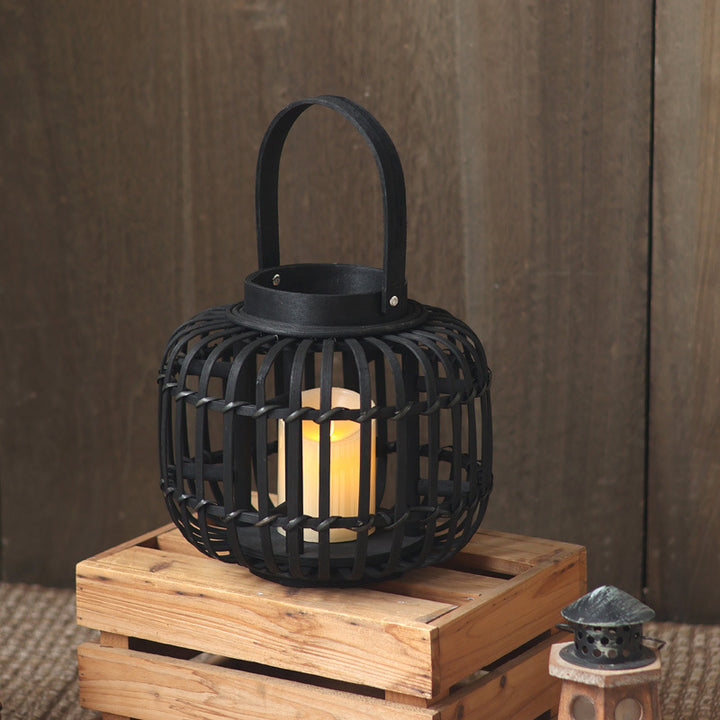 Elegant lantern made of braided material Bowlift