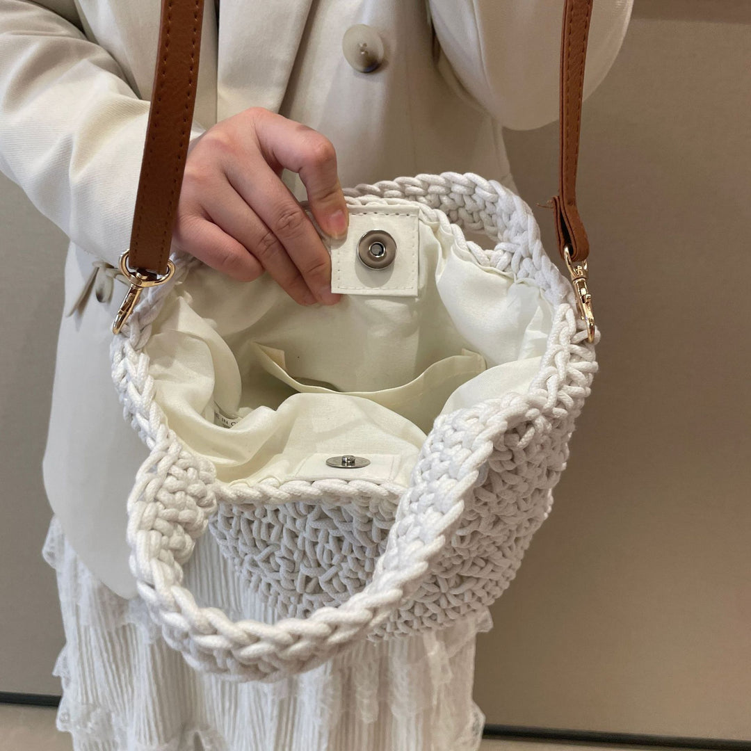 Hand-knotted Tote Bag Bowlift