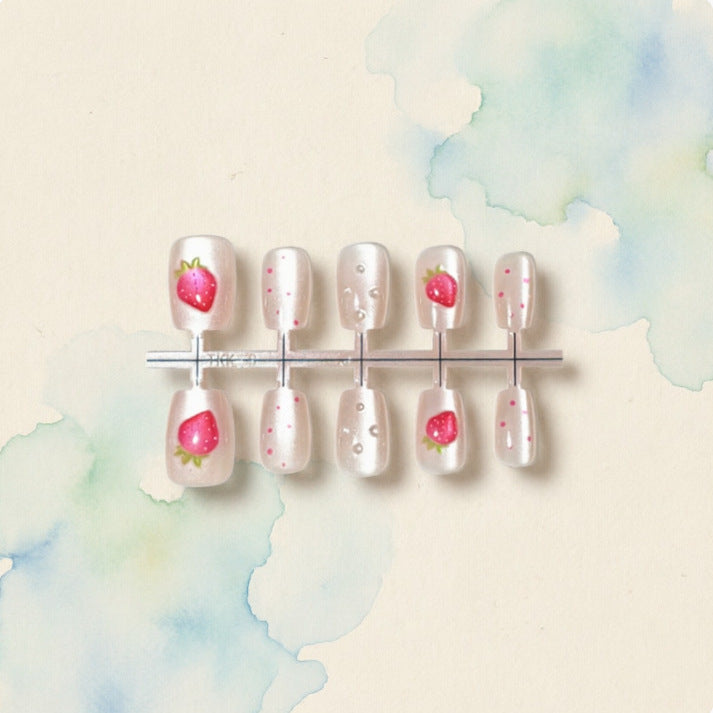 Artificial nails with strawberry design Bowlift