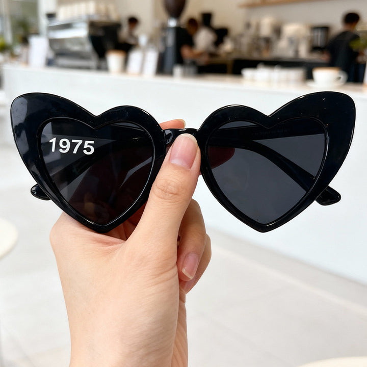 Stylish Heart-Frame Sunglasses Bowlift