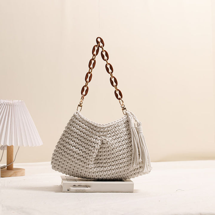 Handcrafted macrame bag with fashionable fringes Bowlift