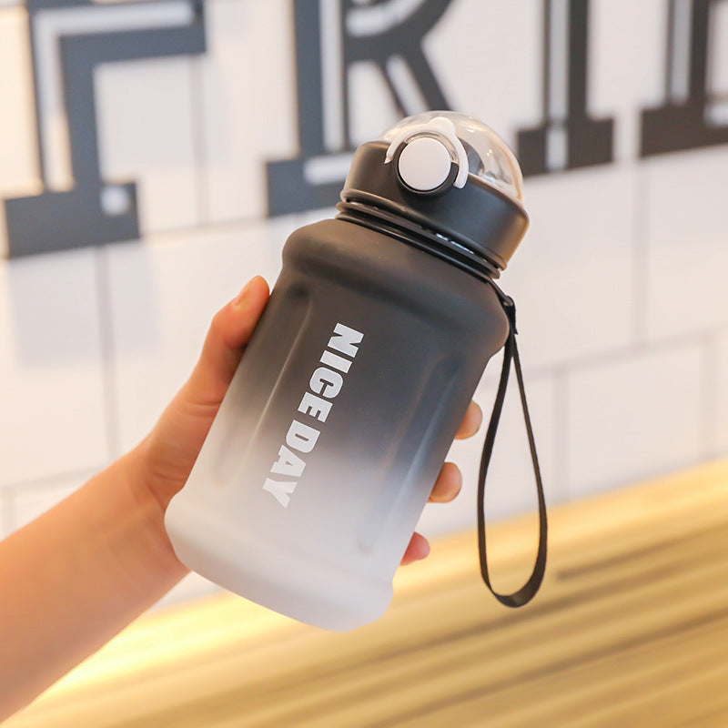 Women's Sporty Water Bottle with Practical Closure Mechanism Bowlift