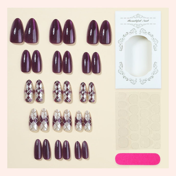 Elegant Chic Press-On Nail Set Bowlift