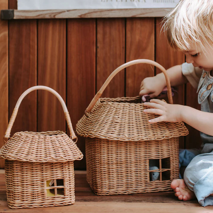 Playful storage basket in house design Bowlift