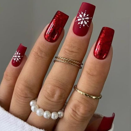 Elegant Press-On Nail Art Bowlift