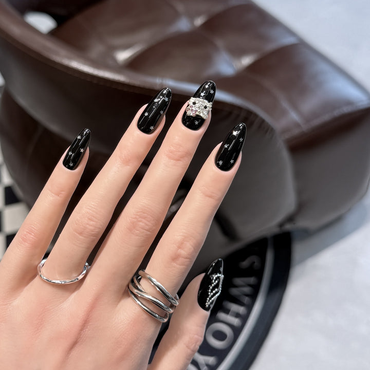 Elegant Starry Night Art Press-On Nail Set Bowlift