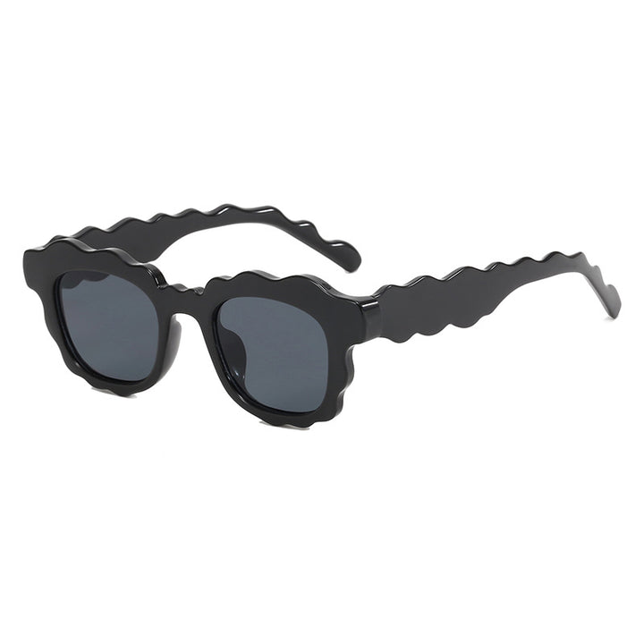 Women's Fashion Sunglasses in Trend Design Bowlift
