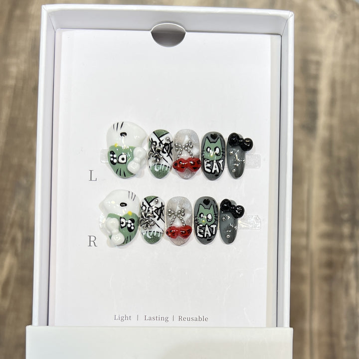 Decorative Floral Stiletto Press-On Nail Set Bowlift