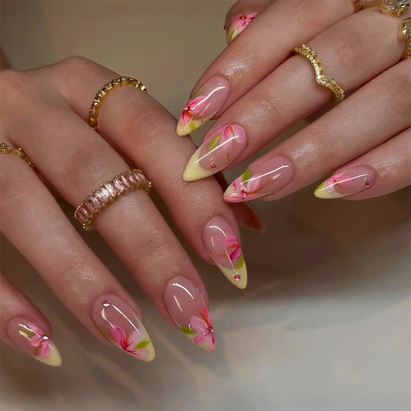 Floral-Themed Press-On Nail Art Bowlift