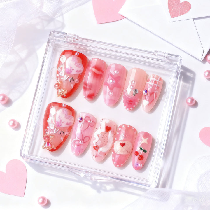 Decorative Heart-Themed Press-On Nail Set Bowlift
