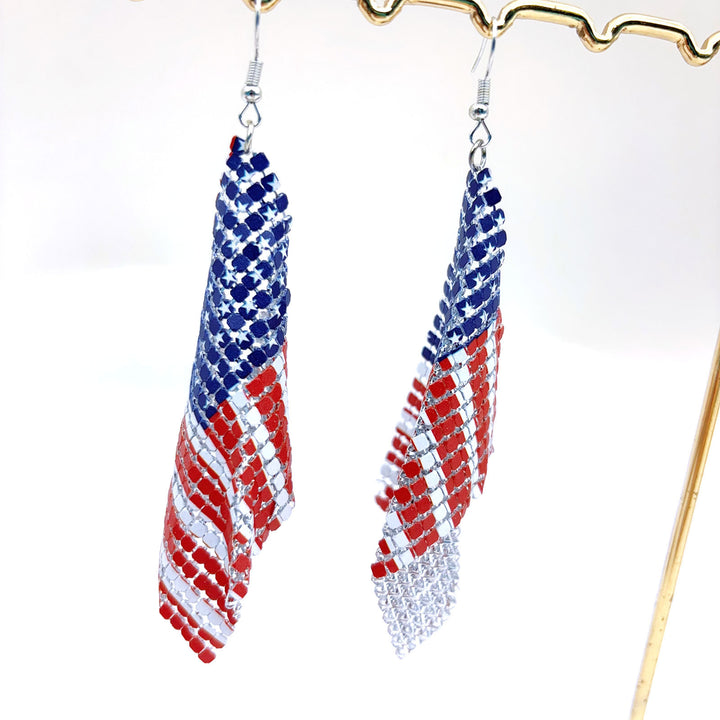 Women nan long layered tassel earrings made of mesh with stripe star pattern Bowlift
