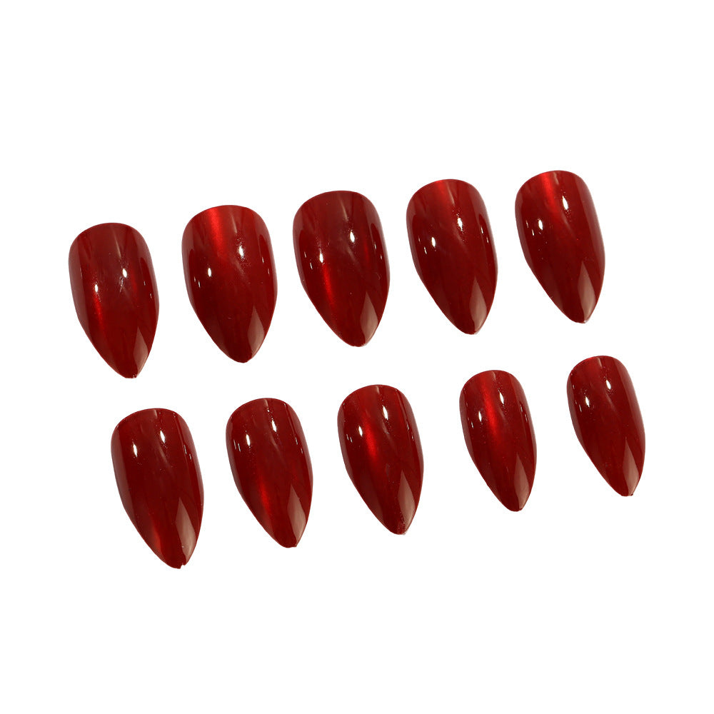 Artificial nails in glamorous high-gloss design Bowlift