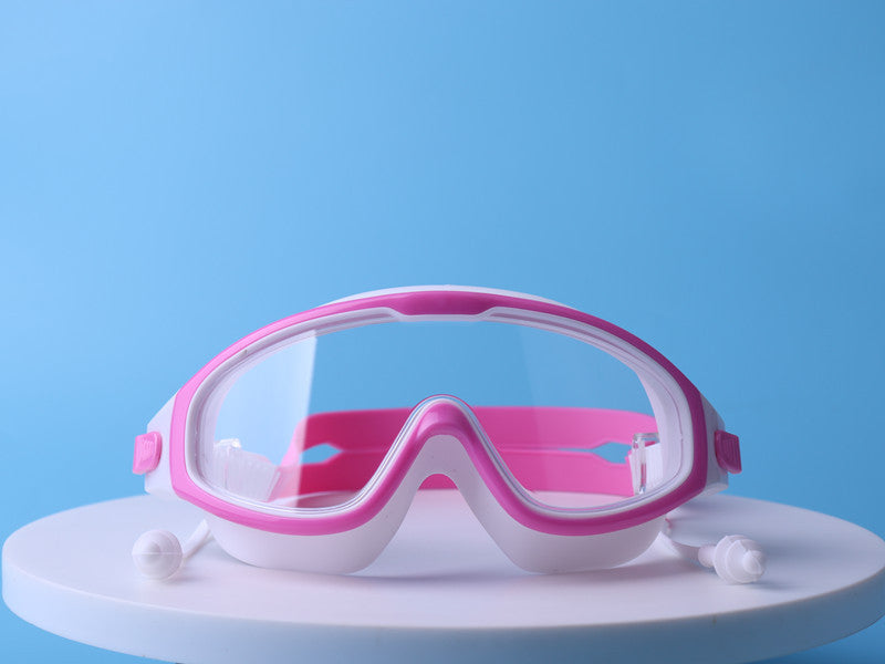 Swimming mask with ergonomic fit and clear view Bowlift