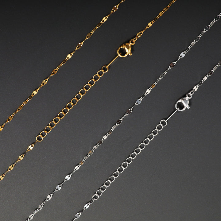 Elegant Interlaced Chain Necklace Bowlift