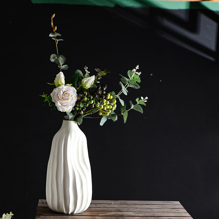 Decorative ceramic vase Bowlift