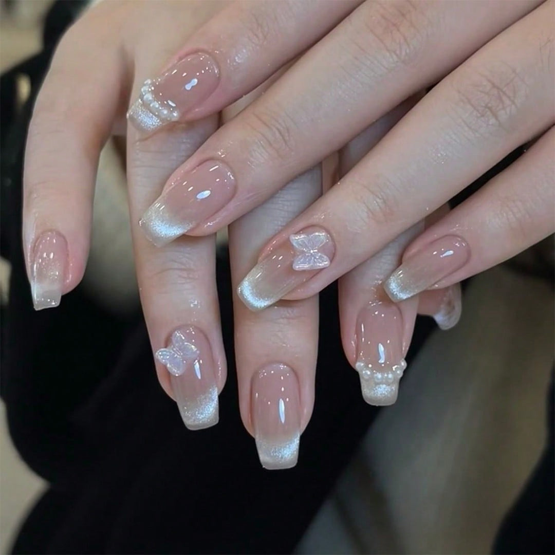 Elegant Press-On Nail Set with Decorative Crystal Accents Bowlift