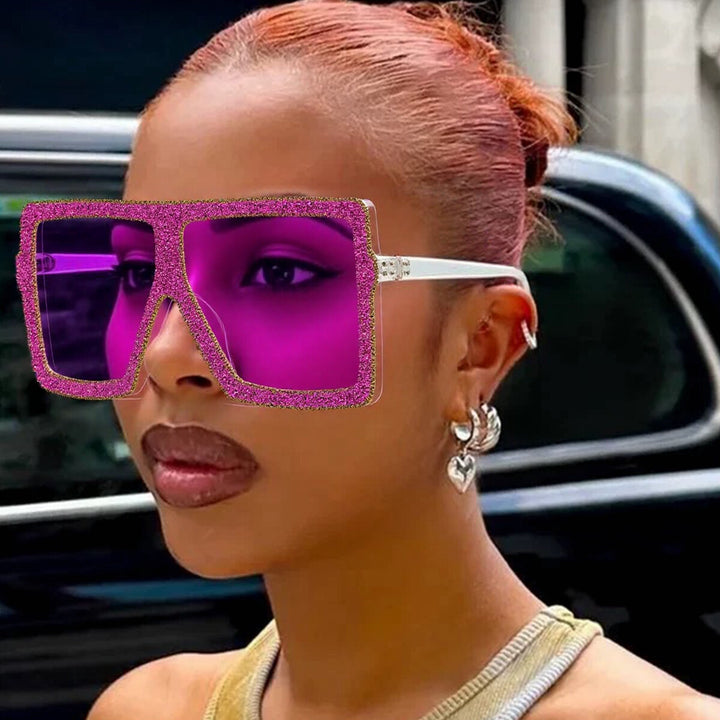 Ladies extravagantly designed sunglasses Bowlift