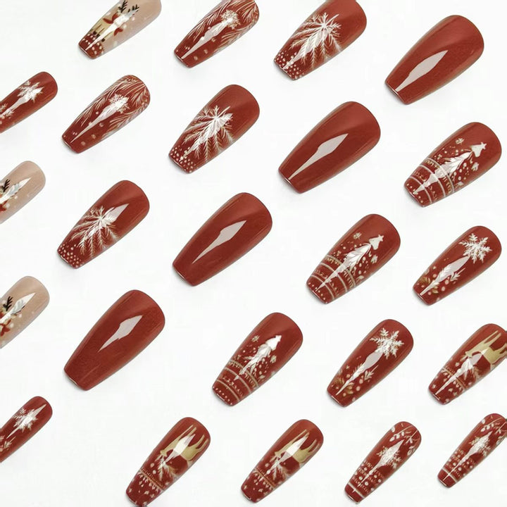 Artificial nails with festive reindeer and snowflake design Bowlift