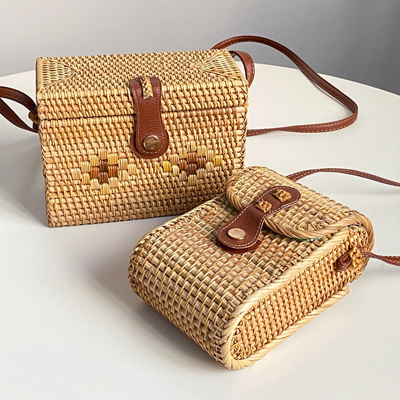 Handcrafted tote bag made of braided rattan Bowlift