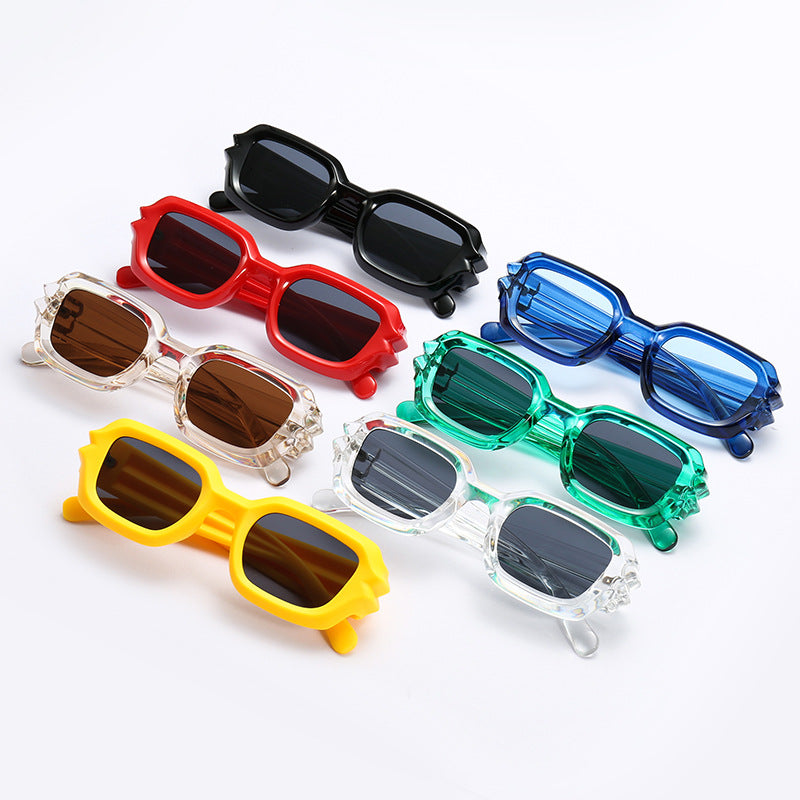 Women's Fashion Sunglasses with Unique Frame and Stylish Details Bowlift