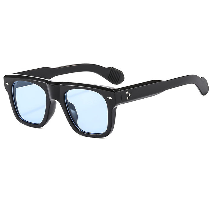 Women's sunglasses in an urban style with yellow lenses Bowlift