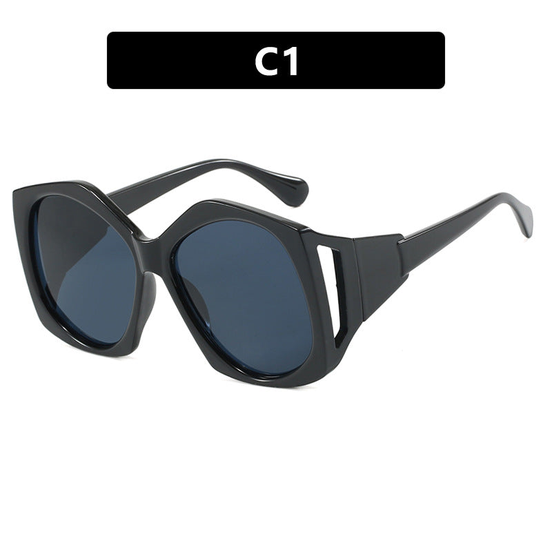 Women oversized sunglasses with futuristic design Bowlift