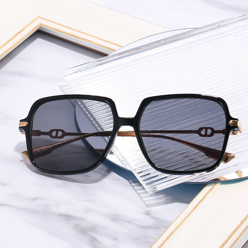 Oversized Chic Square Frame Sunglasses Bowlift